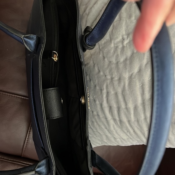 Calvin Klein tote color - Picture 3 of 3